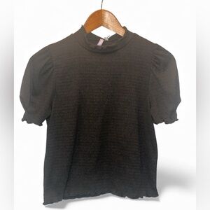 Elegant Black Puff Sleeve Blouse